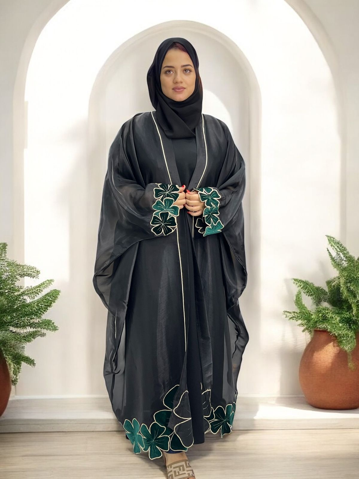 Organza abaya with Nida lining by La Perle