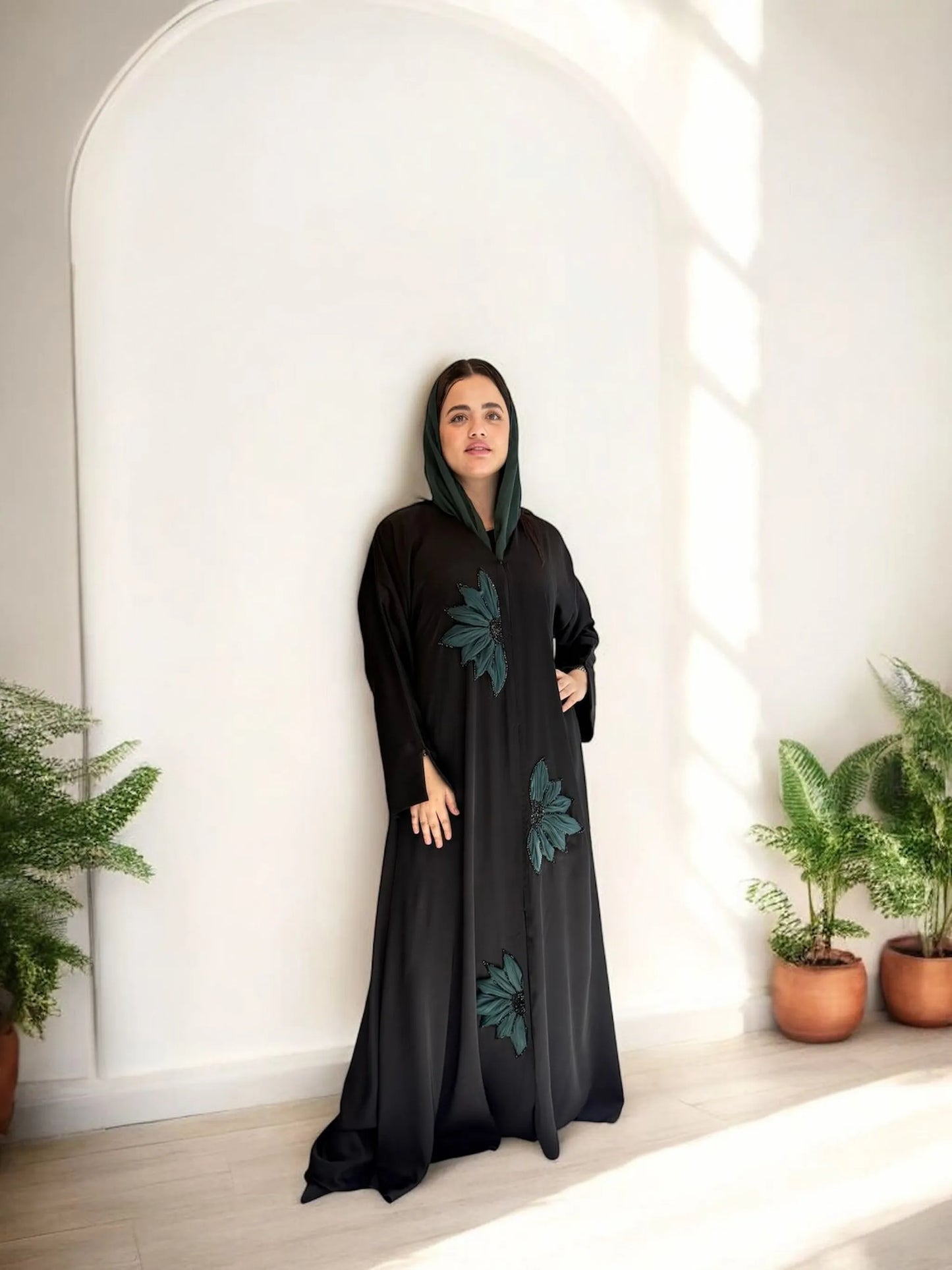 تصميم كلاسيكي أنيق مع لمسة من الفن اليدوي | Classic modest design with artistic handmade touch