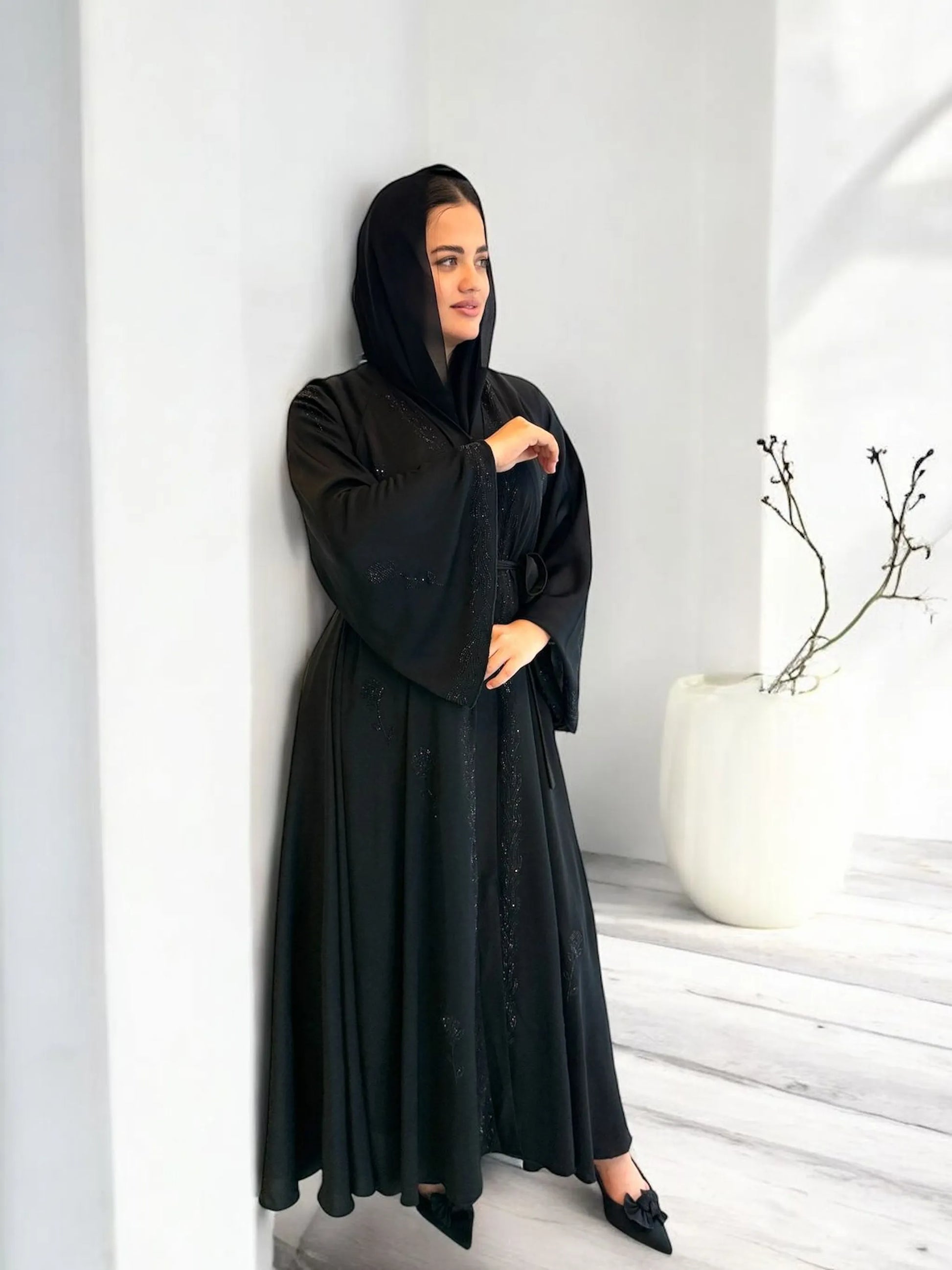 حزام خصر قابل للإزالة يبرز القوام | Removable waist belt for flattering silhouette